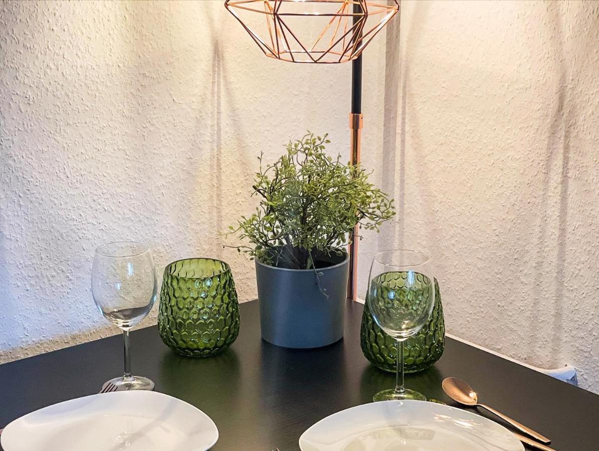 Apartment Fuer 3 Gaeste Kostenlose Parkplaetze Und Lift 하노버 외부 사진