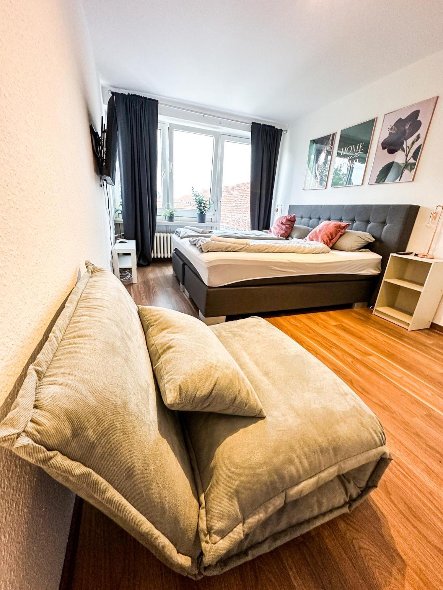 Apartment Fuer 3 Gaeste Kostenlose Parkplaetze Und Lift 하노버 외부 사진